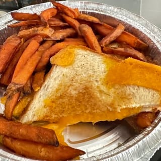 Good Old Fashioned Grilled Cheese Sandwich